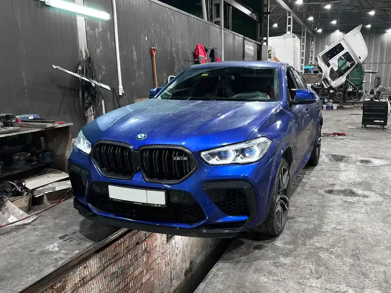 Замена тормозных колодок на BMW X6M